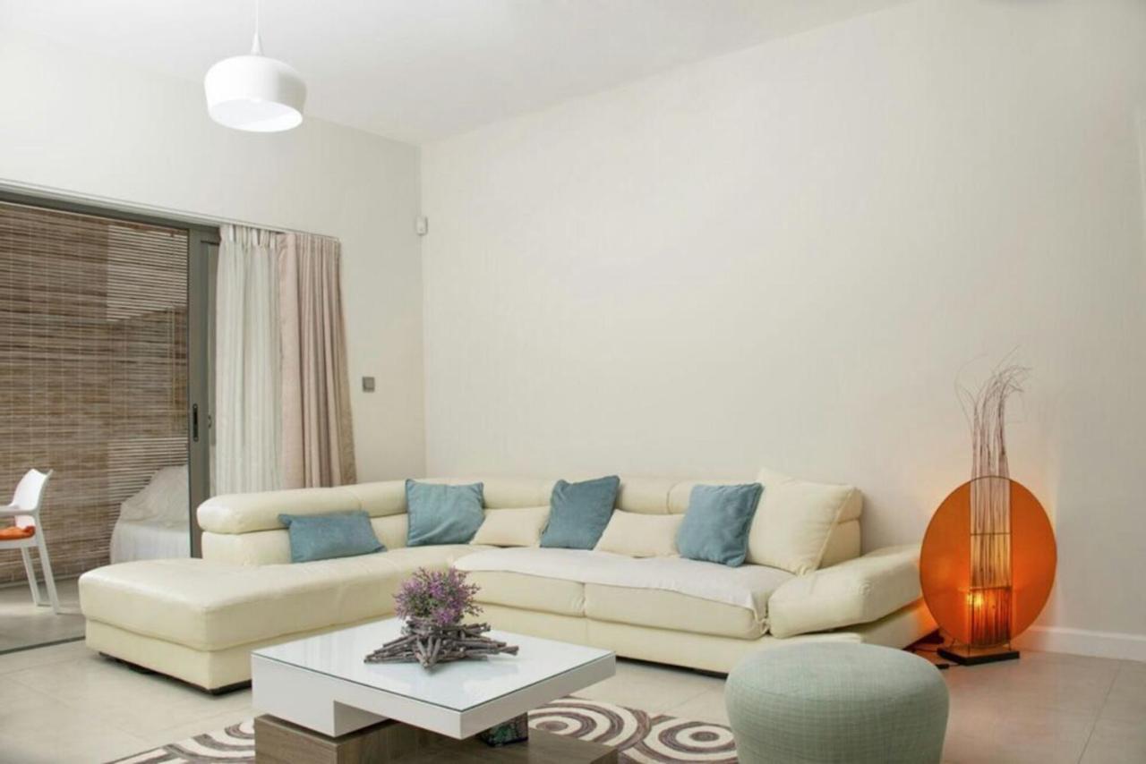Luxury Modern 2-Bed Apartment Pereybere 그란데 바이예 외부 사진